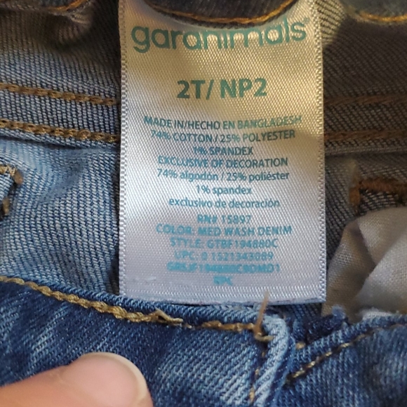 Boys 2T jeans--4 pairs - Picture 7 of 16